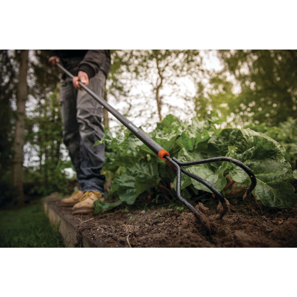  Fiskars Solid Woeler